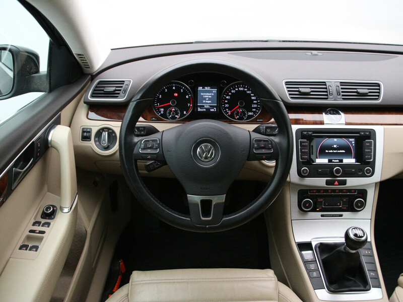 Nuotrauka 17 - Volkswagen Passat 2011 m Universalas