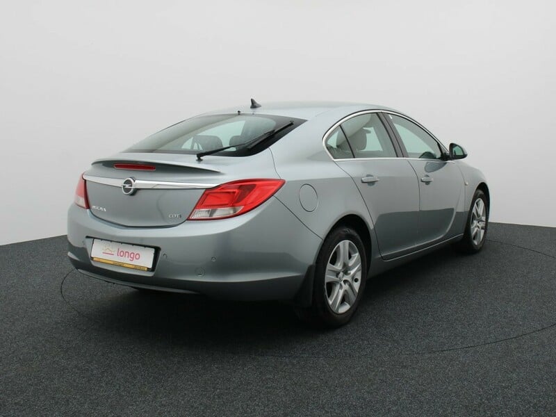 Фотография 8 - Opel Insignia 2012 г Хэтчбек