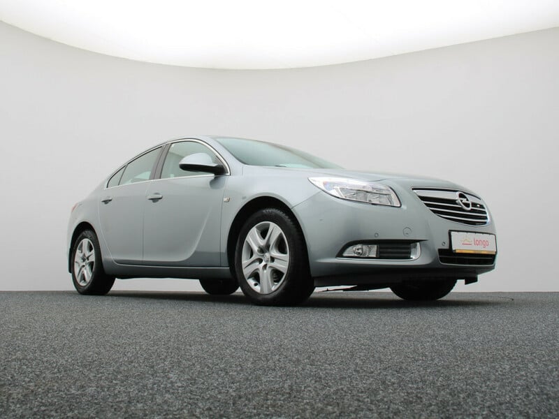 Фотография 11 - Opel Insignia 2012 г Хэтчбек