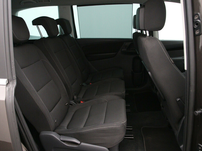 Photo 15 - Seat Alhambra 2015 y Minibus