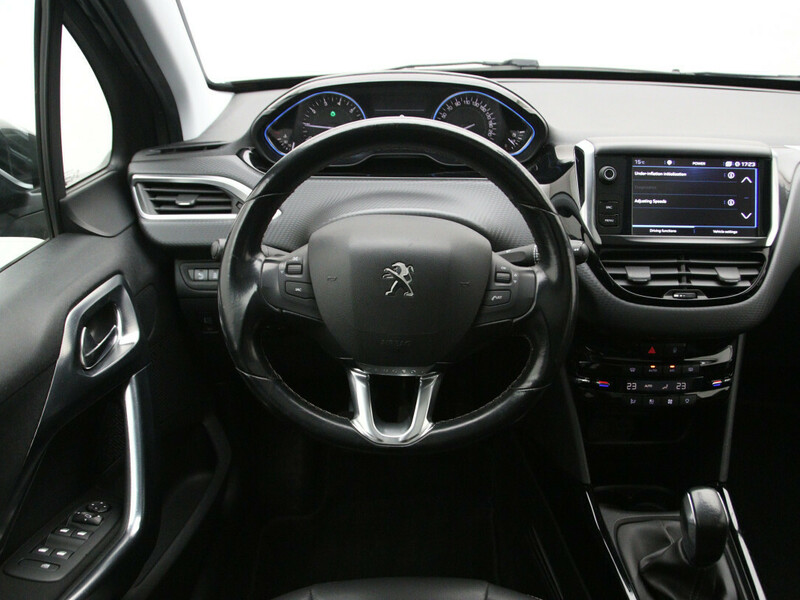 Photo 17 - Peugeot 2008 2017 y Off-road / Crossover