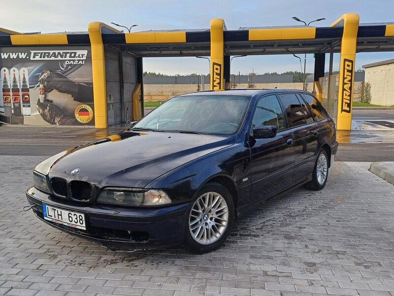 Bmw 530 E39 2001 y