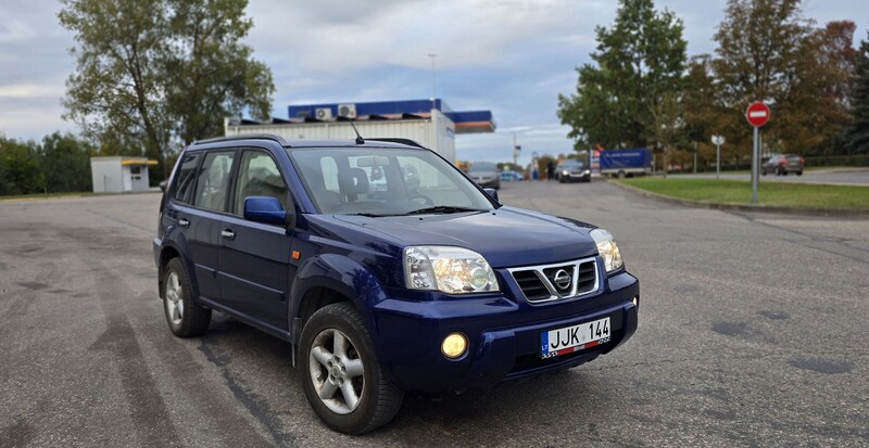 Nissan X-Trail 2003 y Off-road / Crossover