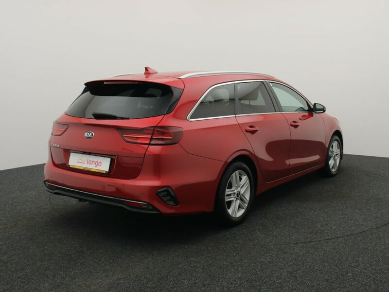 Photo 8 - Kia Cee&apos;d 2019 y Wagon