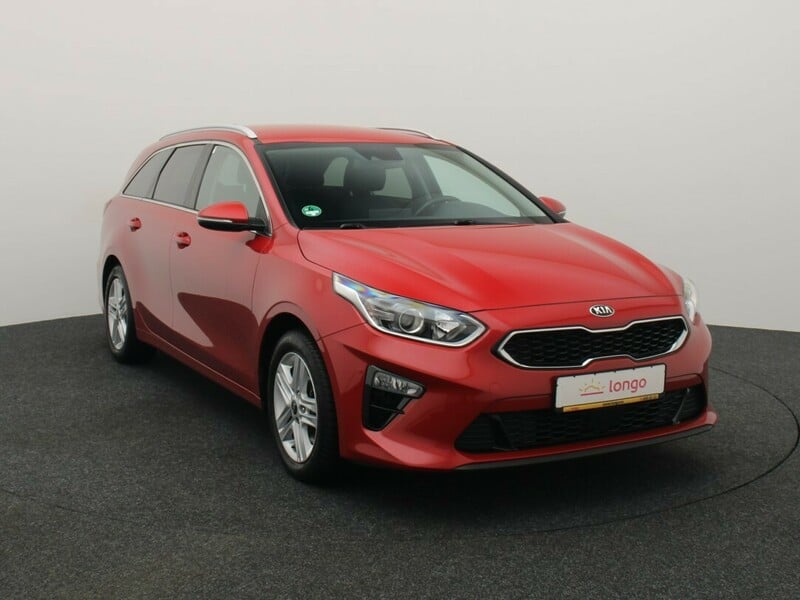 Photo 10 - Kia Cee&apos;d 2019 y Wagon