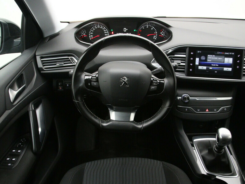 Photo 17 - Peugeot 308 2015 y Hatchback