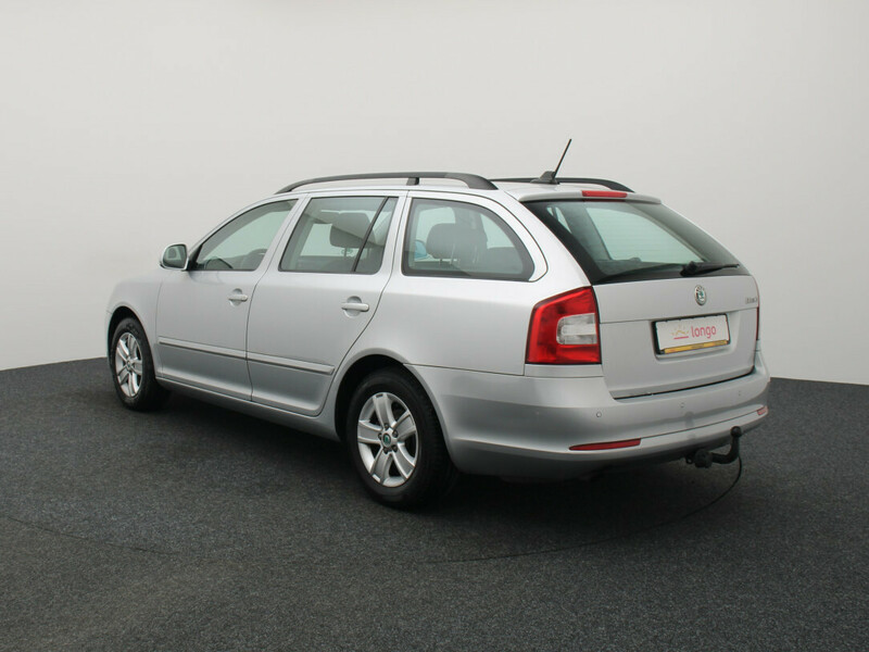 Photo 7 - Skoda Octavia 2011 y Wagon