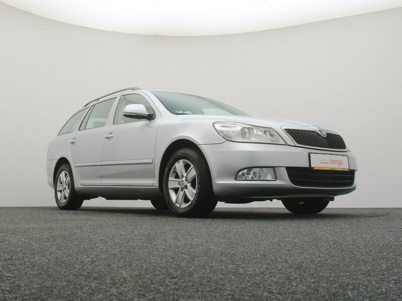 Photo 11 - Skoda Octavia 2011 y Wagon