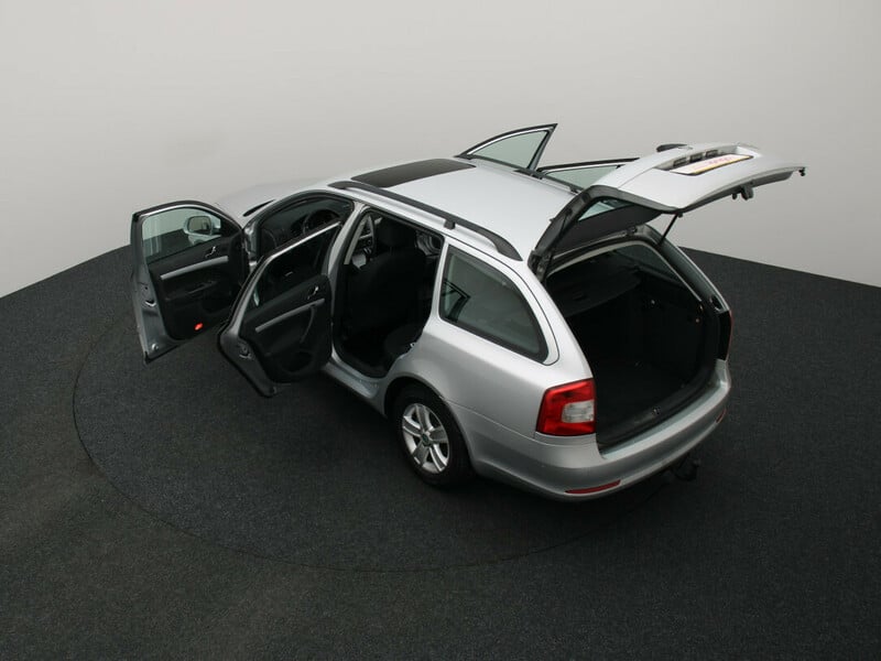 Photo 13 - Skoda Octavia 2011 y Wagon