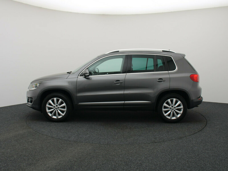 Фотография 6 - Volkswagen Tiguan 2013 г Внедорожник / Кроссовер