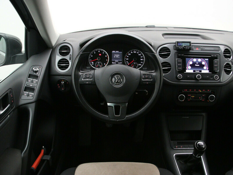 Фотография 17 - Volkswagen Tiguan 2013 г Внедорожник / Кроссовер