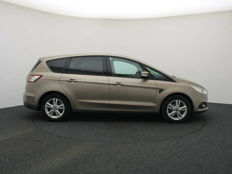 Photo 9 - Ford S-Max 2019 y Van