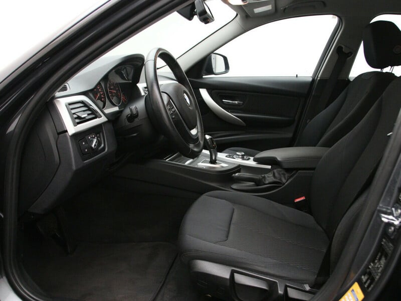 Photo 4 - Bmw 320 2012 y Sedan