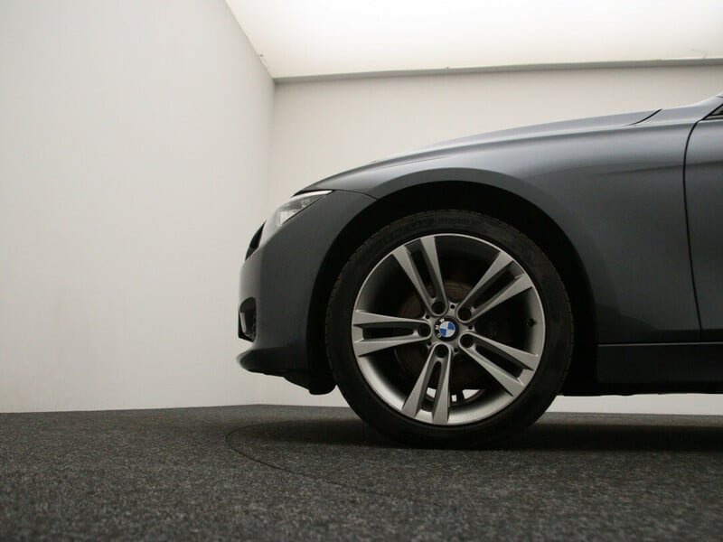 Photo 28 - Bmw 320 2012 y Sedan