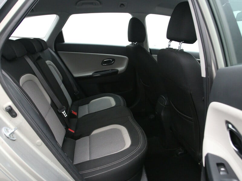 Nuotrauka 15 - Kia Cee&apos;d 2013 m Universalas