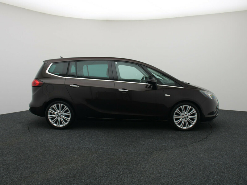 Photo 9 - Opel Zafira Tourer 2012 y Minibus