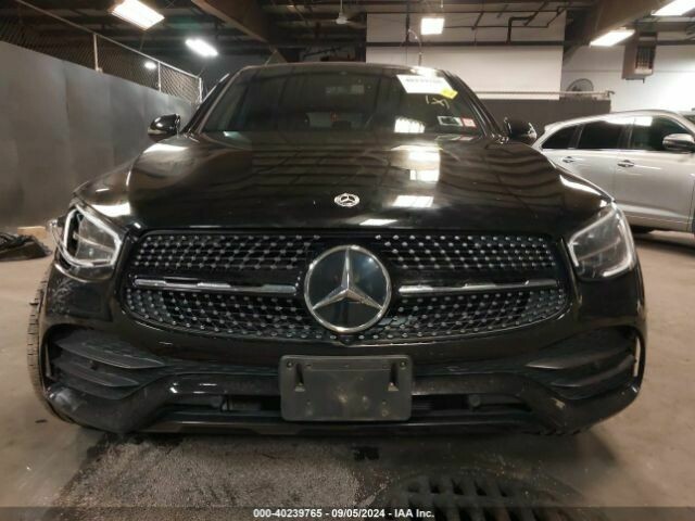 Photo 12 - Mercedes-Benz GLC Coupe 300 2021 y Off-road / Crossover