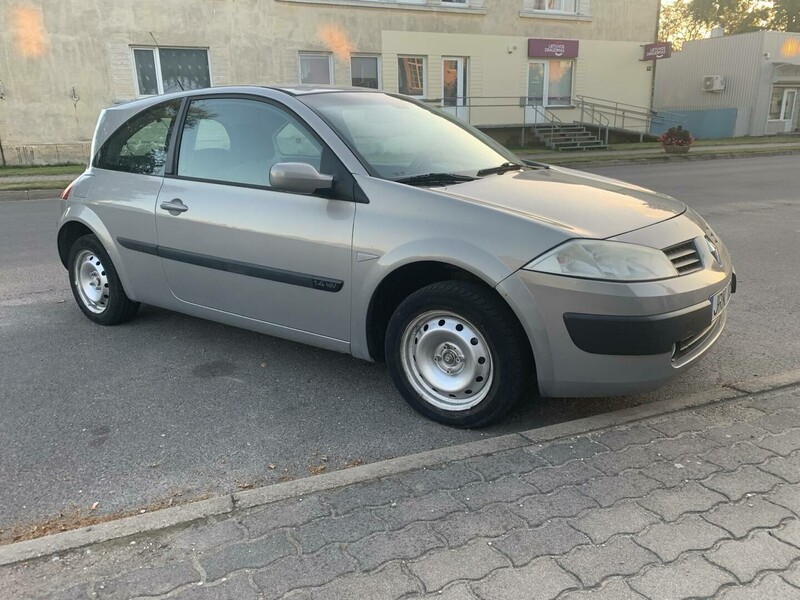 Фотография 5 - Renault Megane II 2003 г