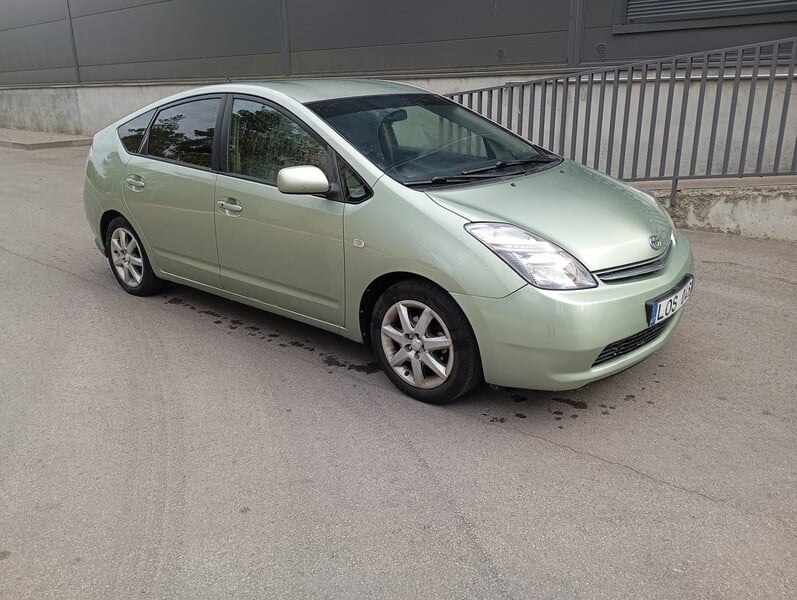 Toyota Prius 2006 y Hatchback