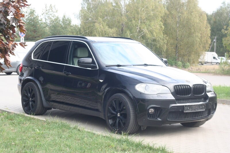 Photo 3 - Bmw X5 2010 y Off-road / Crossover