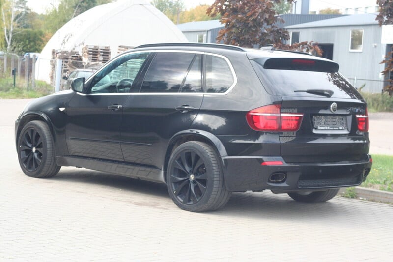 Photo 6 - Bmw X5 2010 y Off-road / Crossover