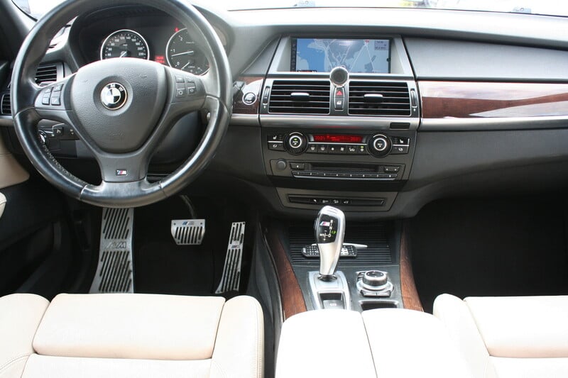 Photo 12 - Bmw X5 2010 y Off-road / Crossover