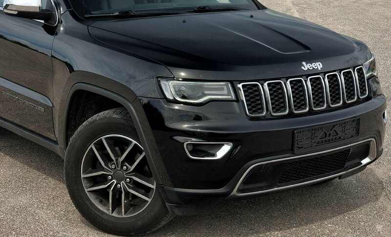 Photo 4 - Jeep Grand Cherokee 2019 y Off-road / Crossover