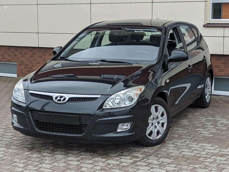 Фотография 2 - Hyundai i30 2009 г Хэтчбек