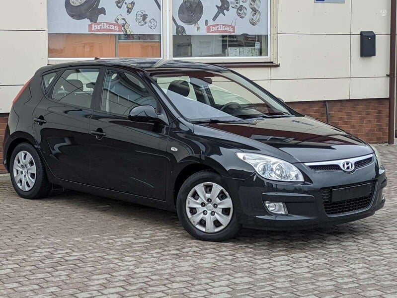 Фотография 3 - Hyundai i30 2009 г Хэтчбек