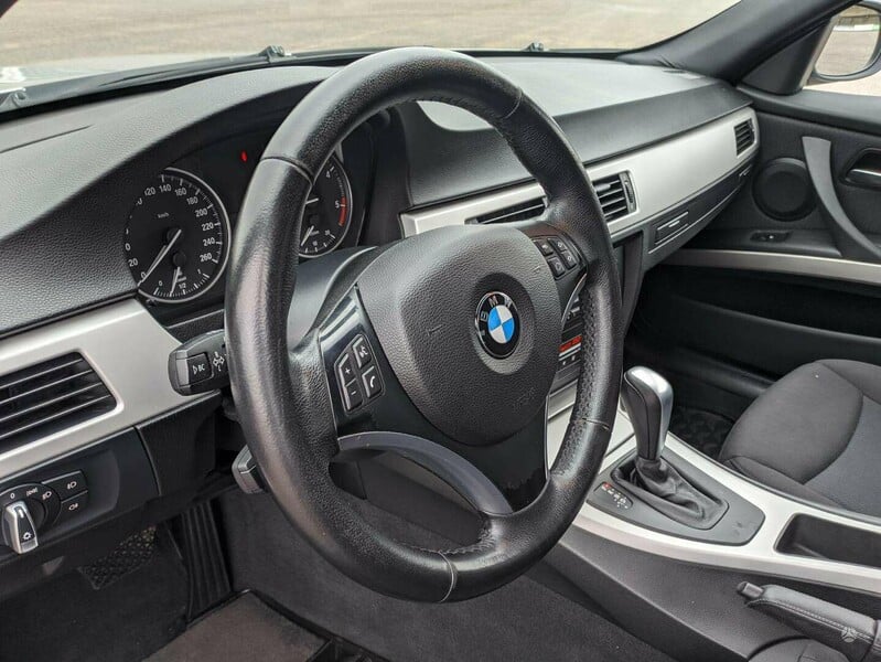 Фотография 15 - Bmw 320 2009 г Седан