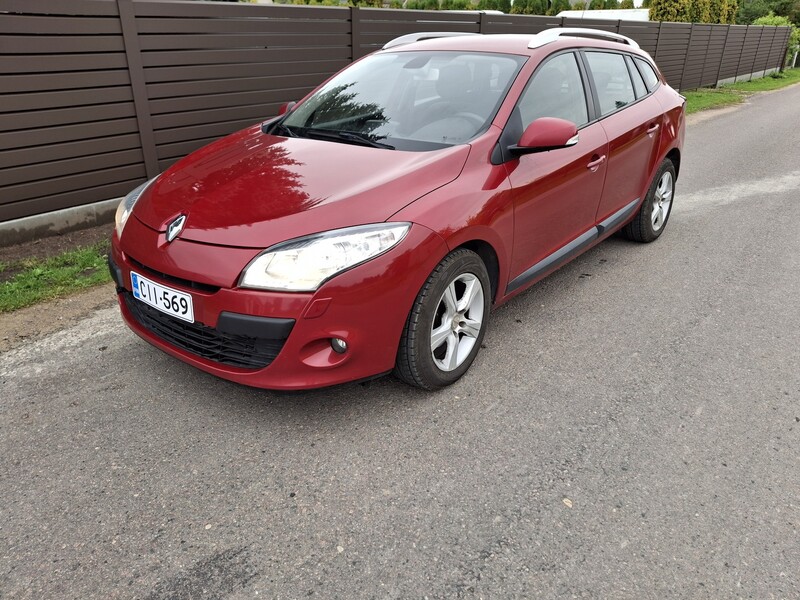 Renault Megane ISSIMOKETINAI 2012 y