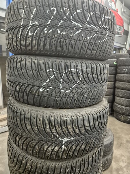 R16 universal tyres passanger car