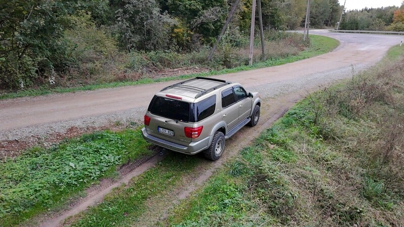 Фотография 3 - Toyota Sequoia 2003 г Внедорожник / Кроссовер