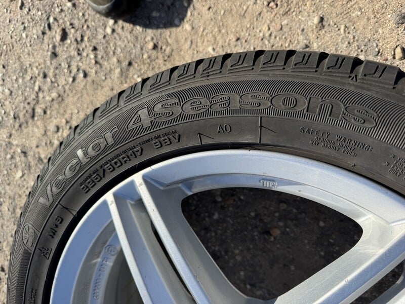 Photo 6 - Goodyear Siunciam, 4mm R17 winter tyres passanger car