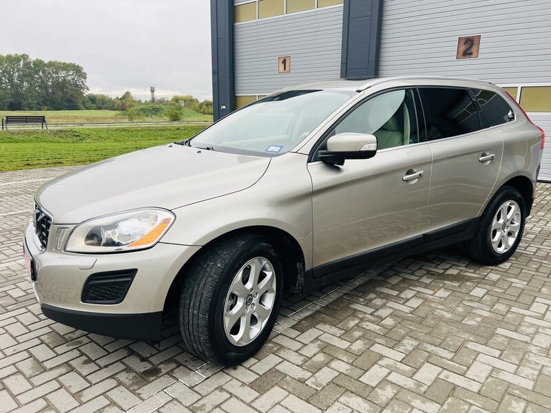 Фотография 2 - Volvo XC60 2013 г Внедорожник / Кроссовер