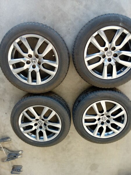 Photo 2 - Lexus NX NX 300h light alloy R18 rims