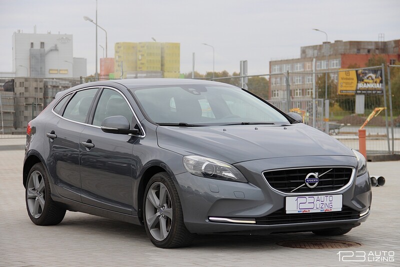 Фотография 4 - Volvo V40 2013 г Хэтчбек