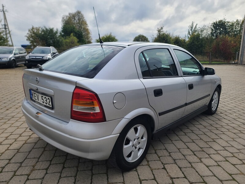 Фотография 6 - Opel Astra 2001 г Хэтчбек