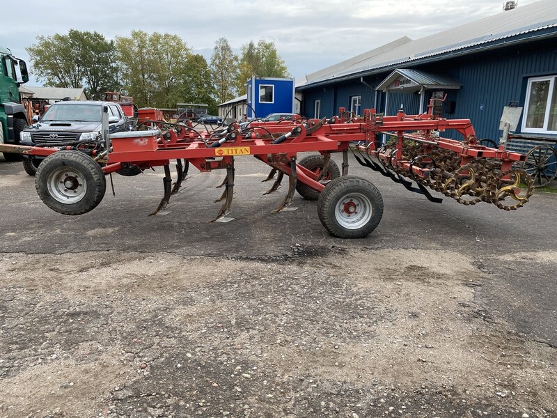 Brix Titan 11/300 2013 y Ražieniniai harrows