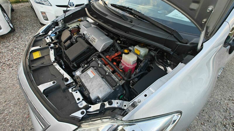 Photo 26 - Toyota Auris 2011 y Hatchback