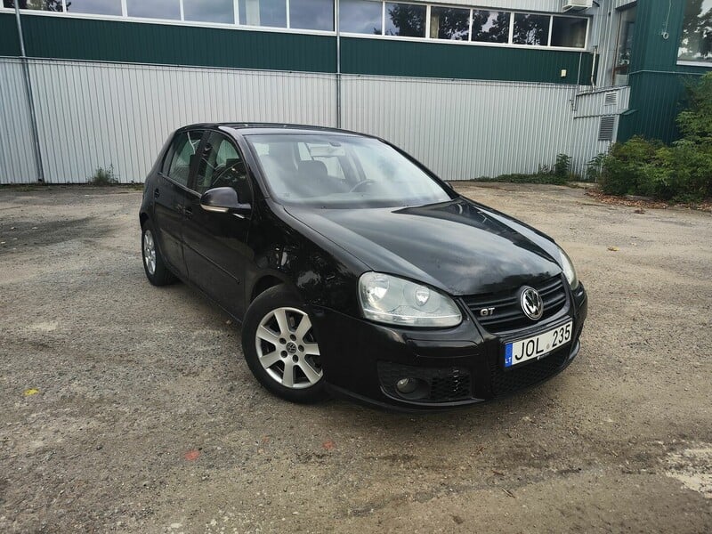 Volkswagen Golf V 2004 y