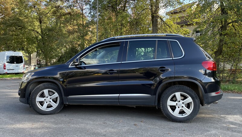 Photo 4 - Volkswagen Tiguan 4 Motion Automat 2011 y