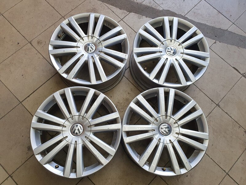 Light alloy R17 rims