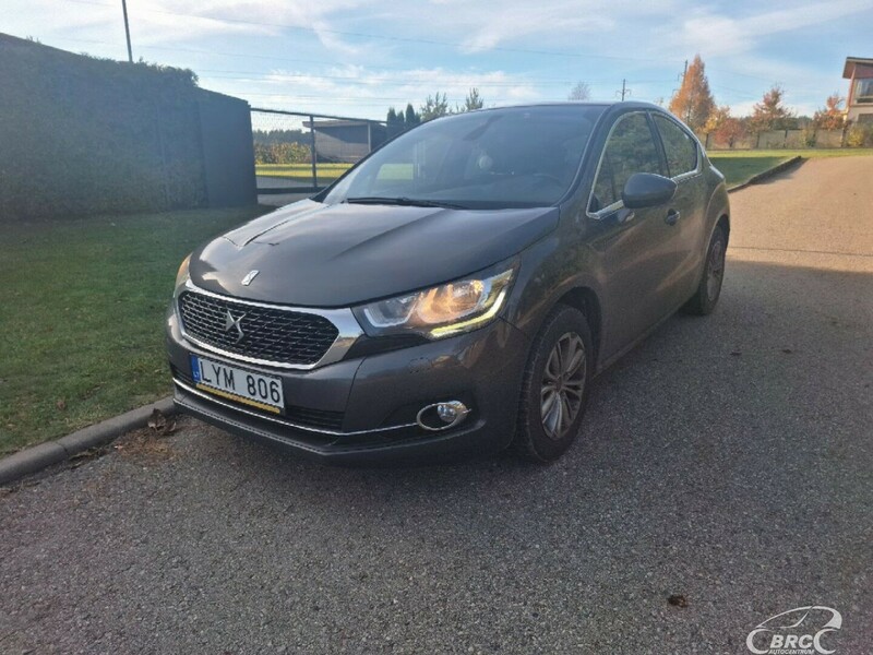 Citroen DS4 2017 y Sedan