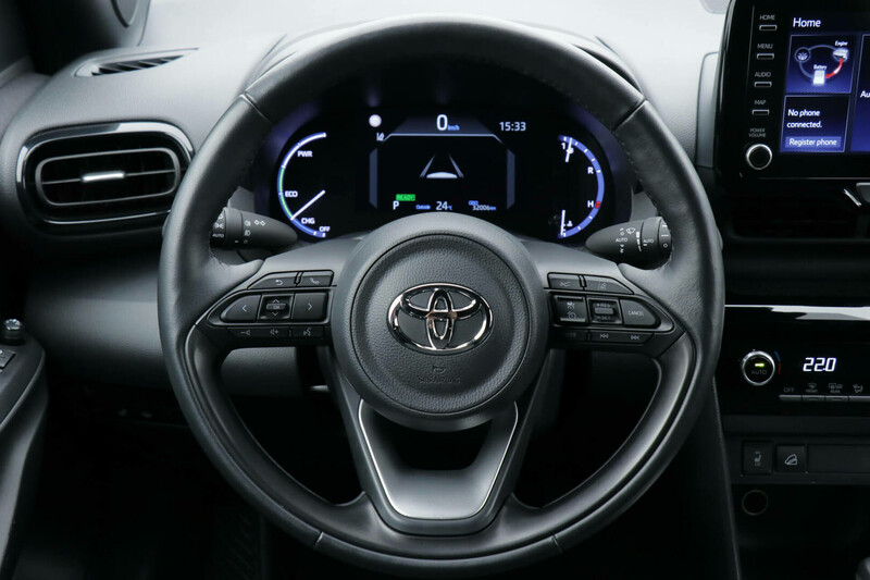 Фотография 12 - Toyota Yaris Cross 2023 г Внедорожник / Кроссовер