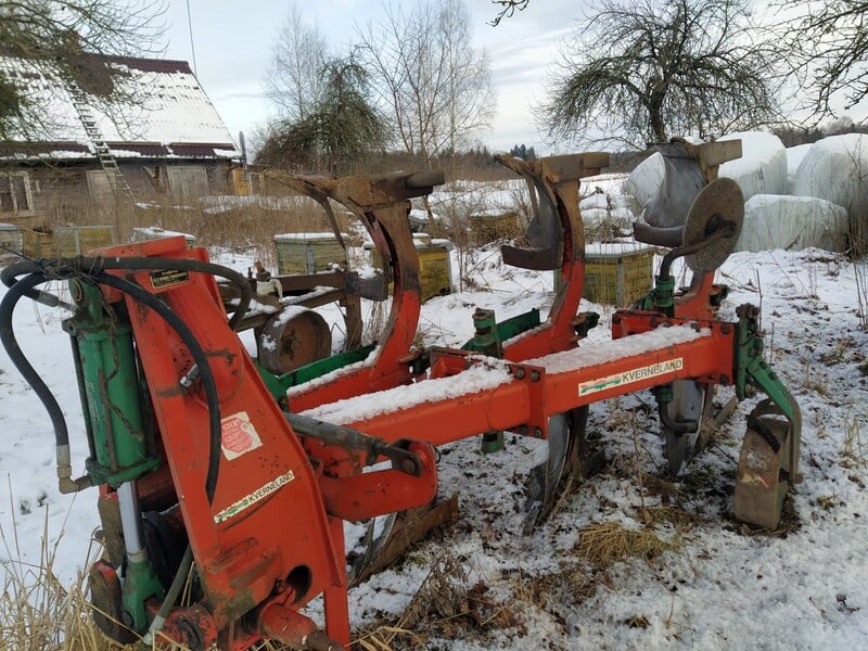 Photo 2 - Kverneland 3x3 2015 y Ploughs