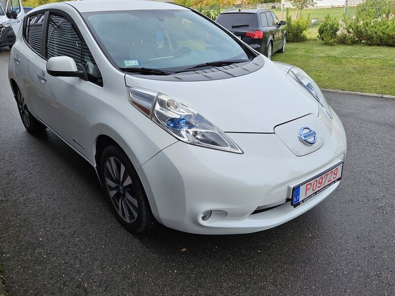 Photo 3 - Nissan Leaf 2014 y Hatchback