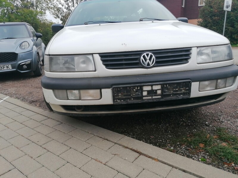 Фотография 5 - Volkswagen Passat 1995 г Универсал