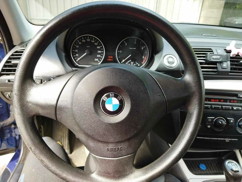 Photo 5 - Bmw 116 E87 2009 y