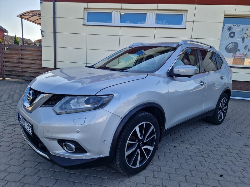 Nissan X-Trail 2016 y Off-road / Crossover